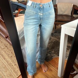 NWT Closed relaxed fit high waisted jeans
